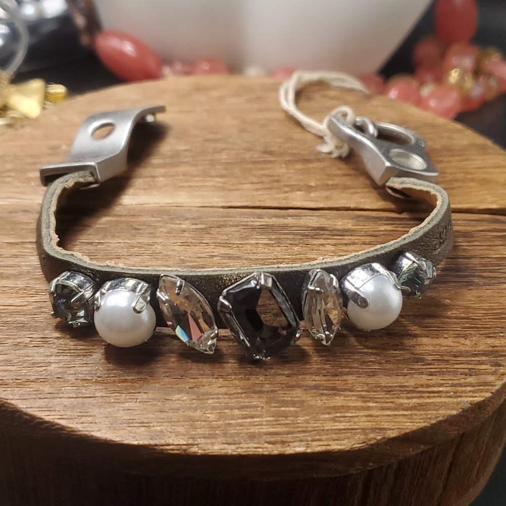 Goodworks‎ collectible vintage bracelet B3208